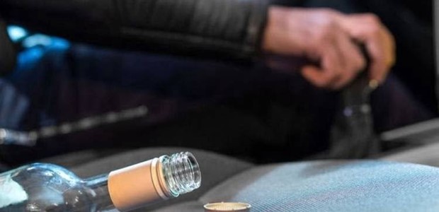 Καμπάνα σε Λαρισαίο που οδηγούσε υπό την επήρεια αλκοόλ